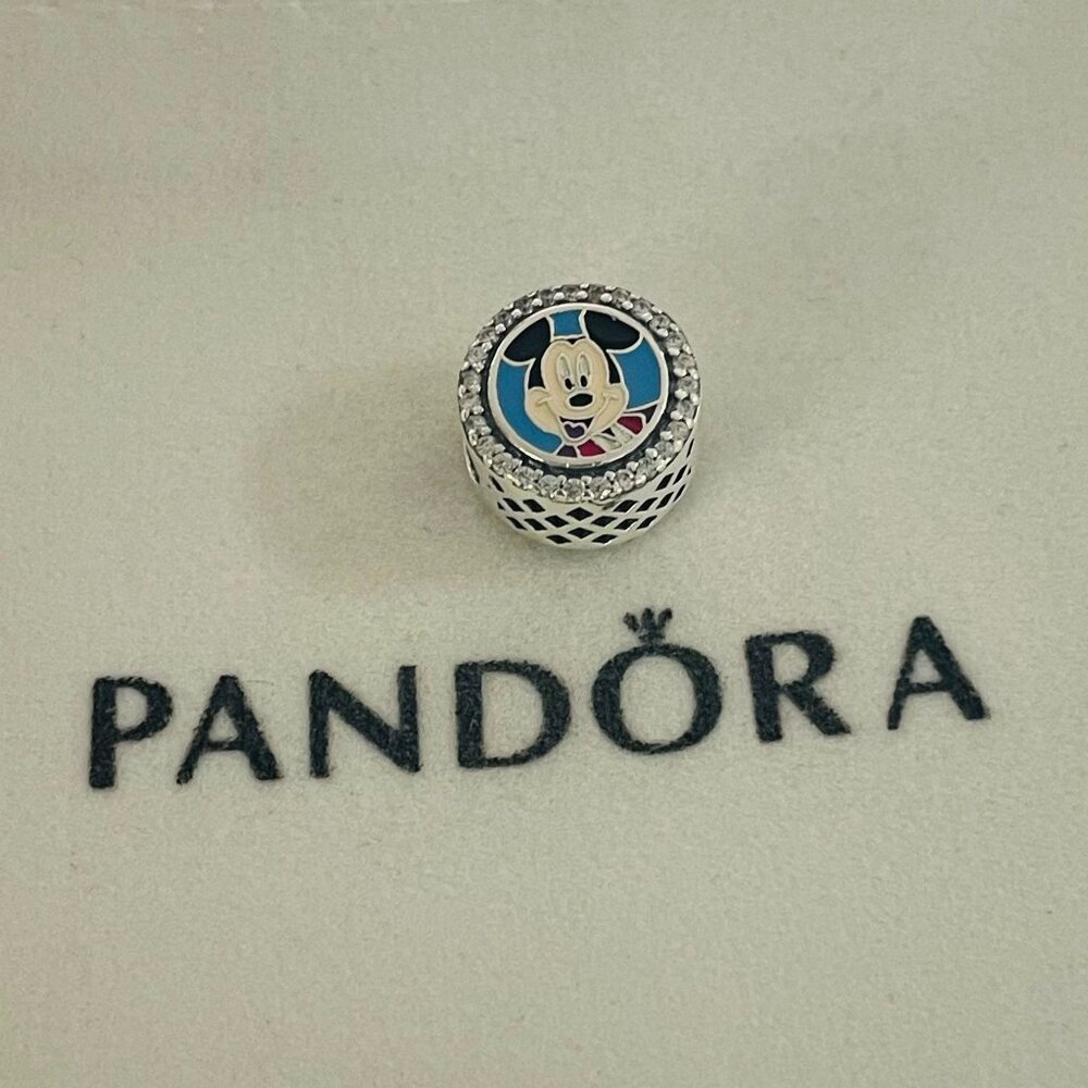 Disneyland Paris Limited Edition 30th Anniversary Grand Finale Pandora Charm